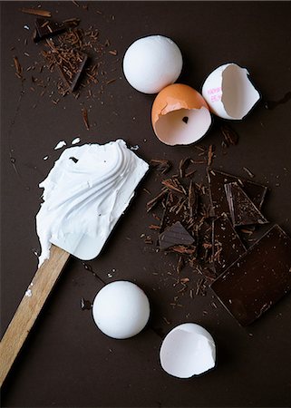 Eggs for meringue and chocolate Fotografie stock - Premium Royalty-Free, Codice: 649-06812909