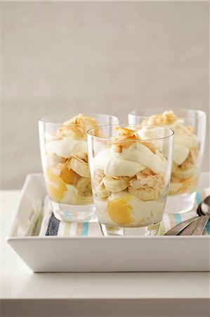 simsearch:649-06830058,k - Parfaits in glasses Stock Photo - Premium Royalty-Free, Code: 649-06830057