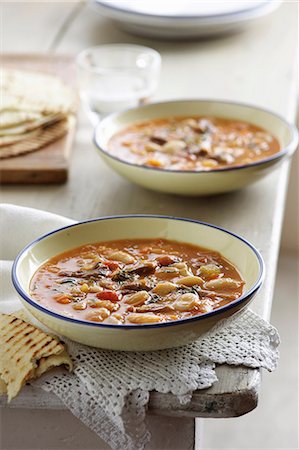 soup bowl - Greek bean soup Stock Photo - Premium Royalty-Free, Code: 649-06830119