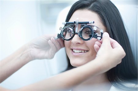 Woman having her eyes examined Stock Photo - Premium Royalty-Free, Code: 649-07063771