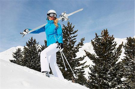 skifahrerin - Woman carrying skis uphill, Obergurgl, Austria Stockbilder - Premium RF Lizenzfrei, Bildnummer: 649-07119312