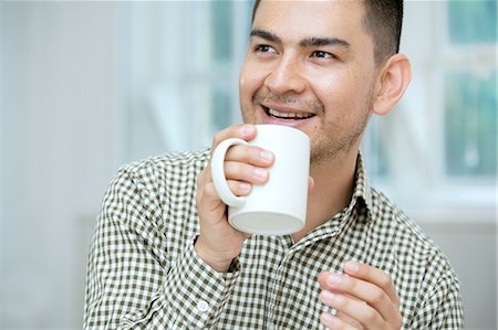 Mid adult man having coffee Stockbilder - Premium RF Lizenzfrei, Bildnummer: 649-07238271