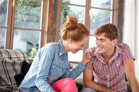 Portrait of couple laughing Foto de stock - Sin royalties Premium, Código: 649-07238475