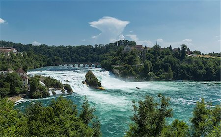 rhin - River Rhine waterfalls, Schaffausen, Canton Schaffaus, Switzerland Foto de stock - Sin royalties Premium, Código: 649-07239637