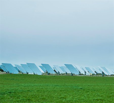 energías renovables - Solar panels, La Mancha, Spain Foto de stock - Sin royalties Premium, Código: 649-07279749