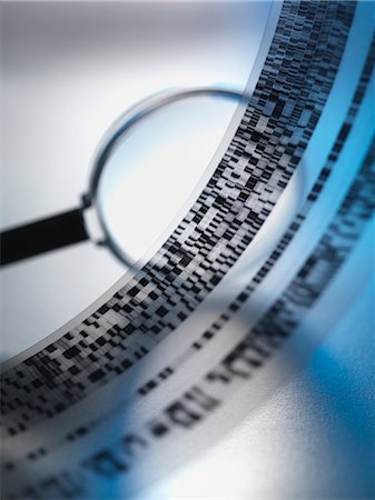 DNA autoradiogram gel used for finding the base sequence of a segment of DNA Foto de stock - Sin royalties Premium, Código: 649-07279857