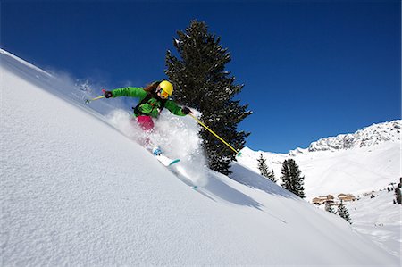 simsearch:649-07280230,k - Woman off piste skiing in Kuhtai , Tirol, Austria Photographie de stock - Premium Libres de Droits, Code: 649-07280246