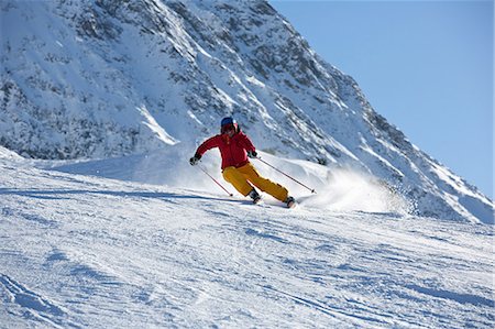 simsearch:649-07280230,k - Woman skiing in Kuhtai ,Tirol, Austria Photographie de stock - Premium Libres de Droits, Code: 649-07280249