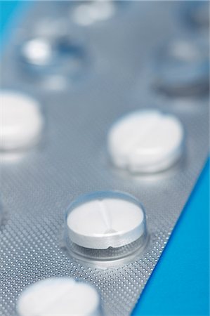 Ciprofloxacin blister packwith 250 mg Ciprofloxacin pills Stock Photo - Premium Royalty-Free, Code: 649-07436765
