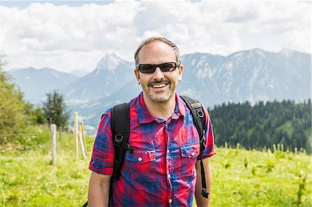 Portrait of mid adult man, Tyrol, Austria Foto de stock - Sin royalties Premium, Código: 649-07437595