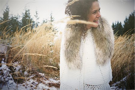 simsearch:649-07560073,k - Mid adult woman wearing fur collar in forest Stock Photo - Premium Royalty-Free, Code: 649-07560070