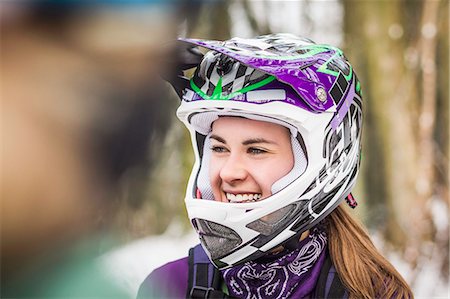 frozen woman - Two female mountain bikers taking a break Stock Photo - Premium Royalty-Free, Code: 649-07560122