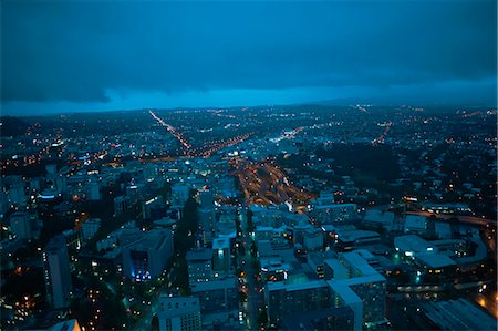 High angle view of Auckland at night, New Zealand Stock Photo - Premium Royalty-Free, Code: 649-07560449