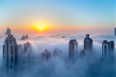 foggy (weather) - Downtown Dubai at dawn, United Arab Emirates Stock Photo - Premium Royalty-Free, Code: 649-07710299