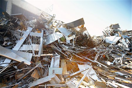 fourrière - Tangled heap of aluminium in scrap yard Photographie de stock - Premium Libres de Droits, Code: 649-07710788