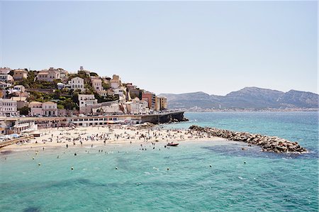 Crowds of holiday makers on coast, Marseille, France Stock Photo - Premium Royalty-Free, Code: 649-07761082