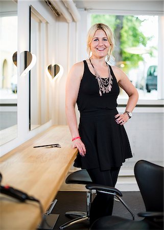 Female business owner in hair salon, portrait Stock Photo - Premium Royalty-Free, Code: 649-07761126