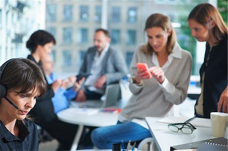 six - Six businesswomen and men busy working in office Stock Photo - Premium Royalty-Free, Code: 649-07803587