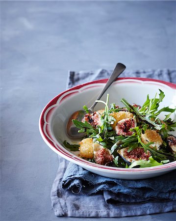 salads on spoons overhead - Fig, goats cheese and rocket salad Stock Photo - Premium Royalty-Free, Code: 649-07803665