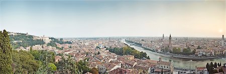 simsearch:649-07585627,k - Elevated view of Verona, Italy Stock Photo - Premium Royalty-Free, Code: 649-07904942