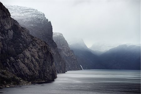 simsearch:614-08876358,k - Misty view of Lysefjord, Rogaland County, Norway Stockbilder - Premium RF Lizenzfrei, Bildnummer: 649-07905085