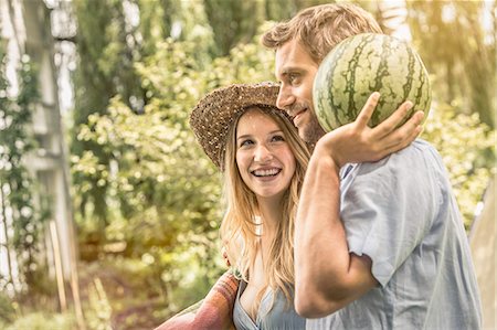 Couple with watermelon Stock Photo - Premium Royalty-Free, Code: 649-08004148