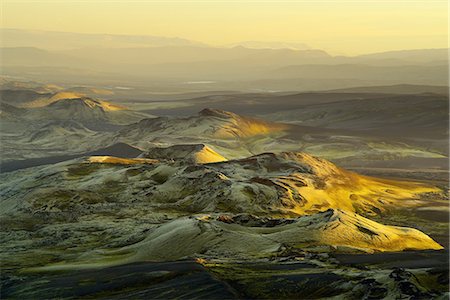 simsearch:649-08085924,k - Lakagigar volcanic craters, Skaftafell National Park, Iceland Photographie de stock - Premium Libres de Droits, Code: 649-08085941