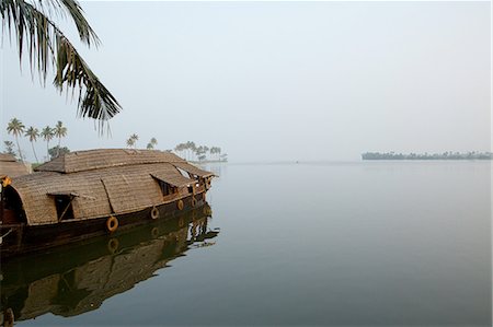 Rice boat on water, Kerala, India Stockbilder - Premium RF Lizenzfrei, Bildnummer: 649-08085981