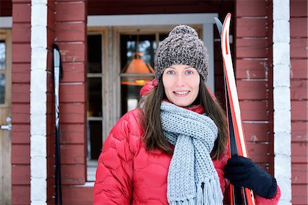 people not crowded - Portrait of young female skier, Posio, Lapland, Finland Photographie de stock - Premium Libres de Droits, Code: 649-08118768