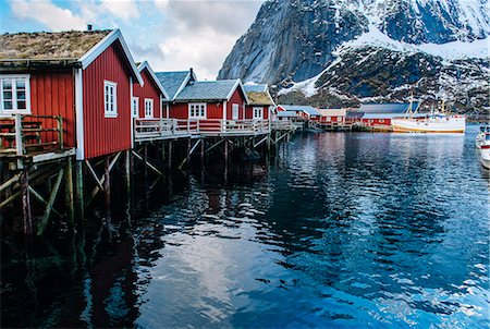 simsearch:649-08125567,k - Reine fishing village and ocean, Norway Stock Photo - Premium Royalty-Free, Code: 649-08125563