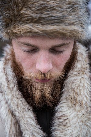 Mid adult man with beard, portrait Photographie de stock - Premium Libres de Droits, Code: 649-08125832