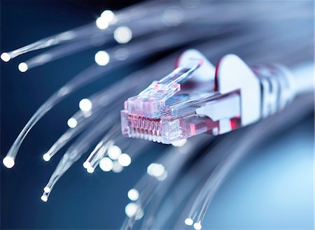 future technology - Internet network connector with fibre optics, close-up Photographie de stock - Premium Libres de Droits, Code: 649-08237898