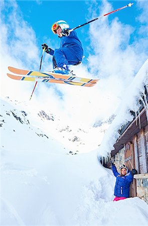 esquiar - Boy skiing, Chamonix, France Photographie de stock - Premium Libres de Droits, Code: 649-08232477