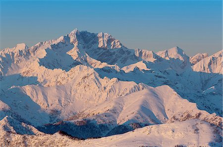 simsearch:649-08328454,k - View of sunrise over Monte Rosa, Piedmont, Italy Stock Photo - Premium Royalty-Free, Code: 649-08328465