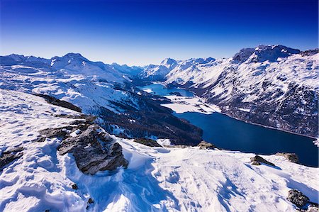 simsearch:649-08328454,k - View of snow covered mountains, Engadin, Switzerland Stock Photo - Premium Royalty-Free, Code: 649-08328995