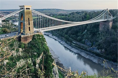 simsearch:614-08119461,k - Landscape of Clifton suspension bridge over river Avon, Bristol, UK Photographie de stock - Premium Libres de Droits, Code: 649-08381824