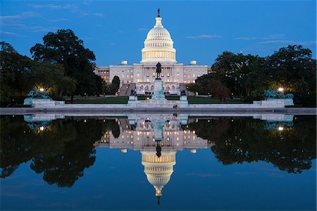 United States Capitol by night, Washington, USA Foto de stock - Sin royalties Premium, Código: 649-08543588
