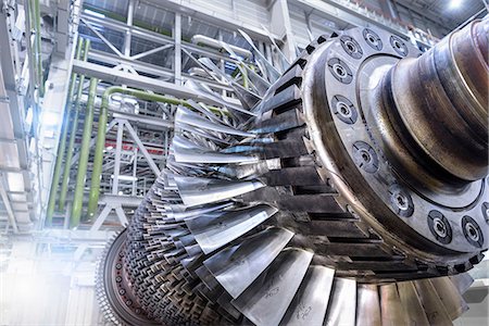 Gas turbine under repair at gas-fired power station Stock Photo - Premium Royalty-Free, Code: 649-08543658