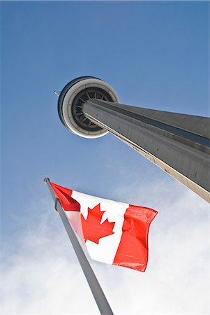 del canada - Low angle view of  CN Tower in Toronto, Ontario, Canada Fotografie stock - Premium Royalty-Free, Codice: 649-08565276