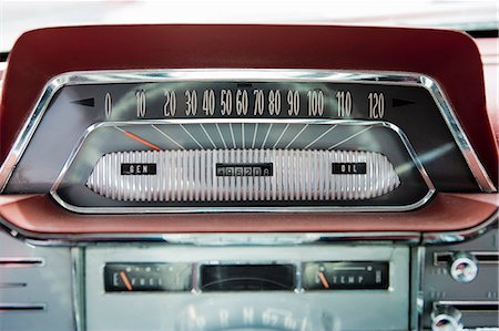 pictures old car dashboard - Close up of vintage car radio Stock Photo - Premium Royalty-Free, Code: 649-08561152