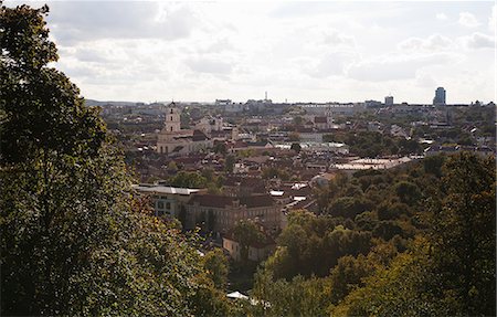 simsearch:6113-07243429,k - Aerial view of Berlin rooftops Photographie de stock - Premium Libres de Droits, Code: 649-08561855