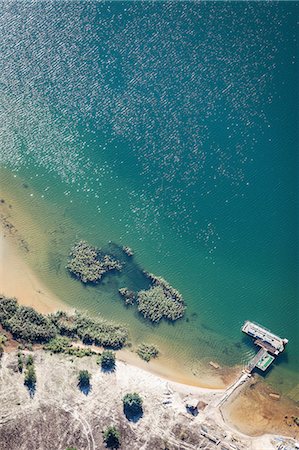 Aerial view of shoreline, Welzow, Brandenburg, Germany Foto de stock - Sin royalties Premium, Código: 649-08562104