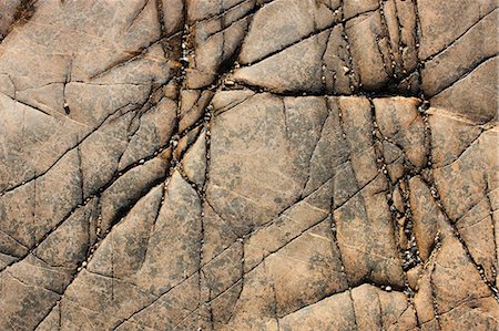 Cracked rock Photographie de stock - Premium Libres de Droits, Code: 649-08563705