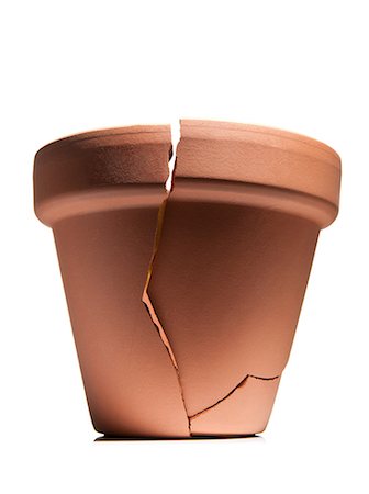 Broken flower pot Stock Photo - Premium Royalty-Free, Code: 649-08563703