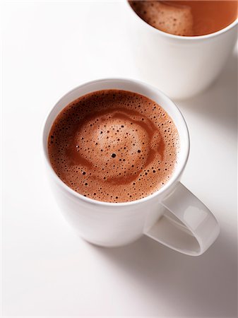 den durst stillen - Two hot chocolate drinks Stockbilder - Premium RF Lizenzfrei, Bildnummer: 649-08577130