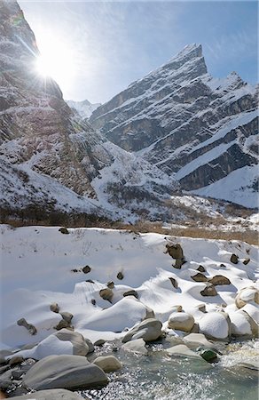 simsearch:649-08632249,k - River in snowy mountain landscape Stock Photo - Premium Royalty-Free, Code: 649-08632486