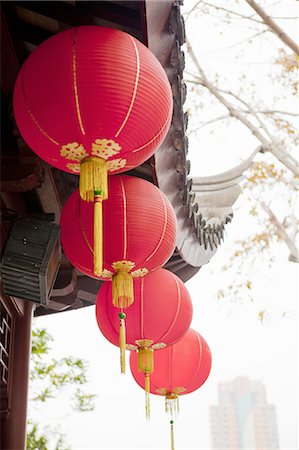 Chinese lanterns, Kowloon walled city, Hong Kong, China Foto de stock - Sin royalties Premium, Código: 649-08632566