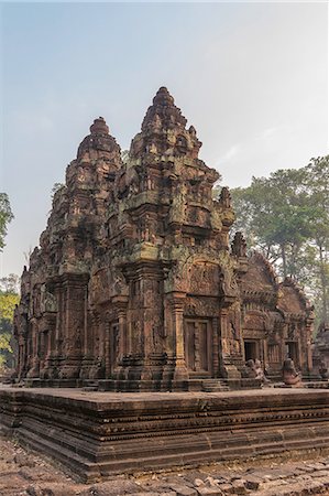 Banteay Srei Temple ruins, Angkor Wat Complex, Cambodia Foto de stock - Sin royalties Premium, Código: 649-08632806