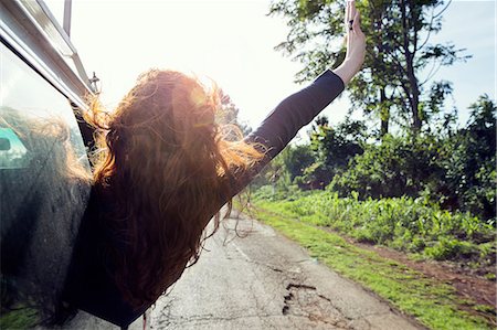 Woman leaning out of vehicle window in wildlife park, Nairobi, Kenya Photographie de stock - Premium Libres de Droits, Code: 649-08660888