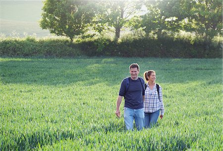 east sussex - Couple in field Foto de stock - Sin royalties Premium, Código: 649-08662023